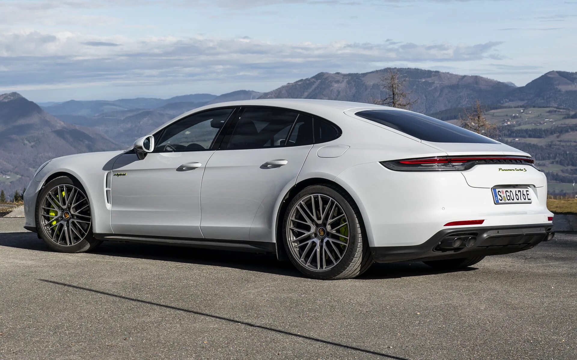 Порше панамера 2023 цена. Porsche Panamera 2021. Порше Панамера 2022. Порше Панамера турбо s 2021. Порше Панамера 2021.