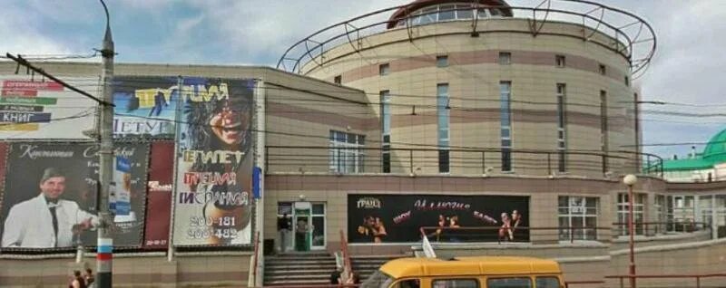 Центр омск адреса. Казино летур в омске. гагарина 3 омск. торговый комплекс летур омск на рождественского. торговый комплекс летур омск жд.