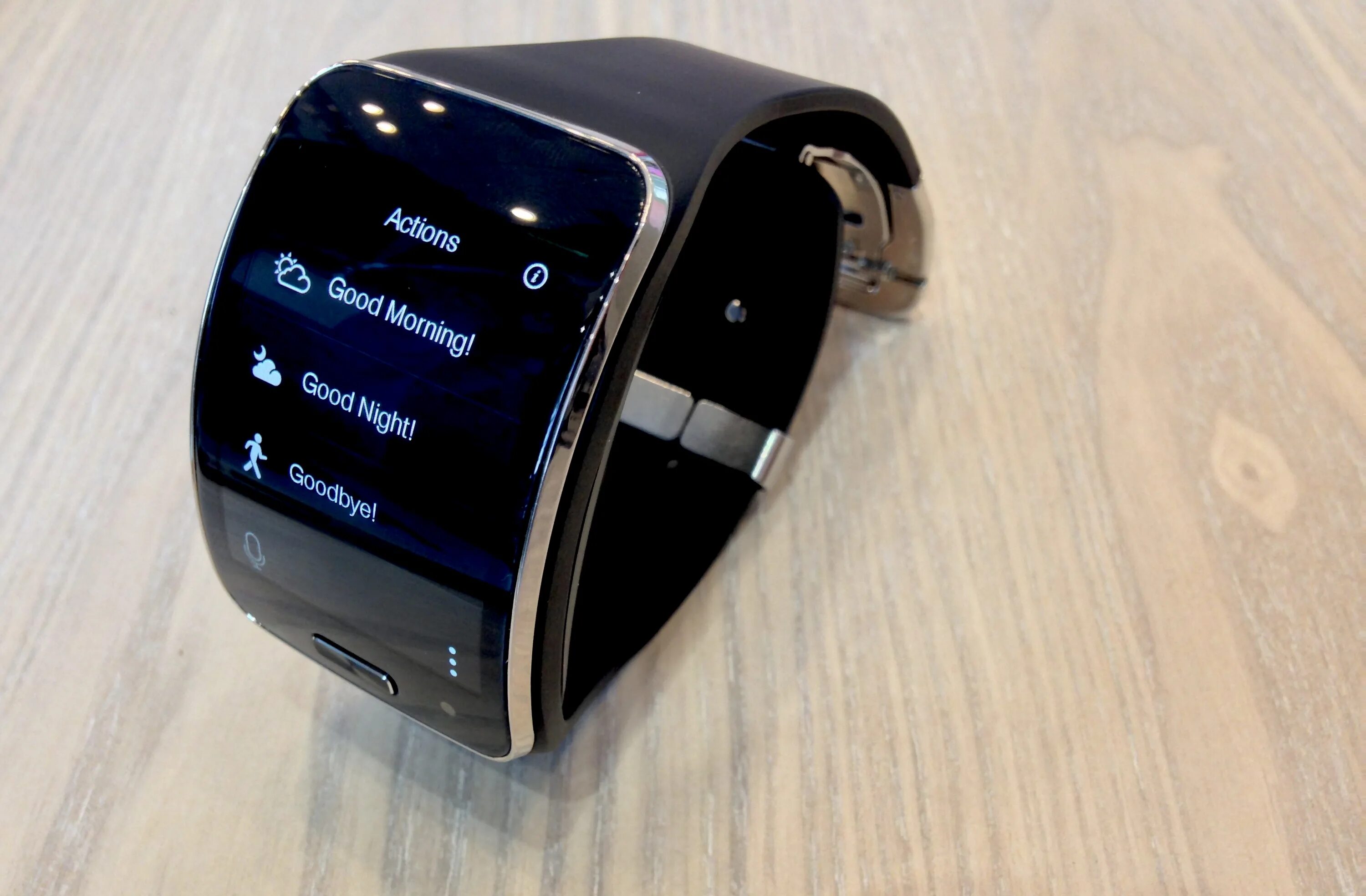 Смарт-часы Samsung Galaxy Gear s. Samsung Gear s1. Samsung Galaxy Gear s SM-r750. Часы Samsung Galaxy Gear 1. Часы сами включаются