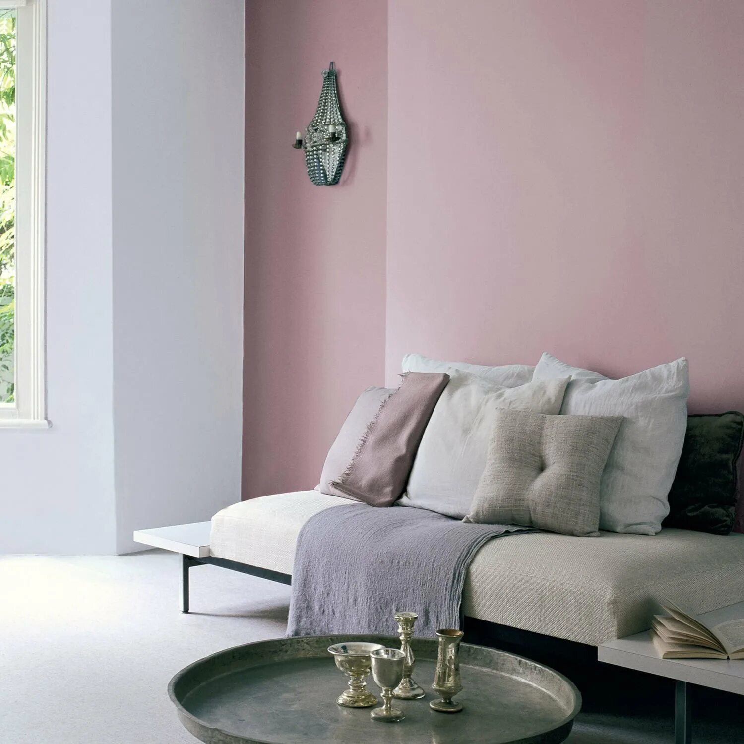 Серо розовые оттенки. Цвет Dulux Mauve. Tikkurila s491. Краска цвет шалфей Тиккурила.