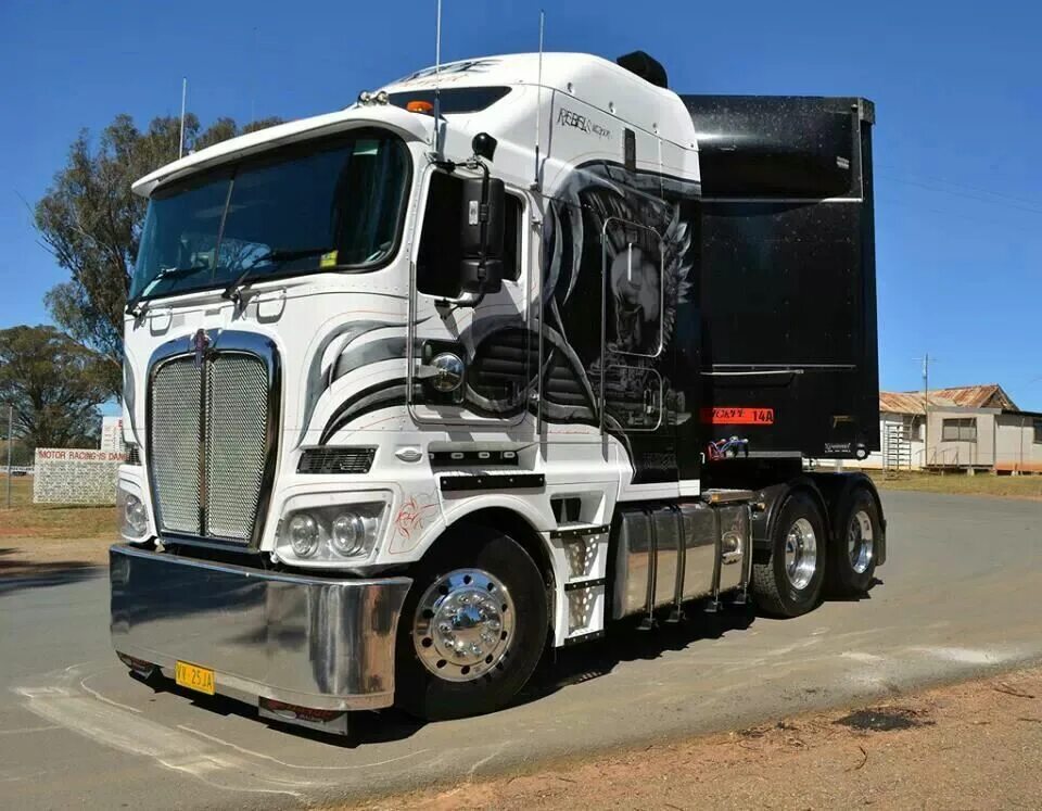 Форум тягач. Грузовики петербилт k 200. kenworth k200 custom. тягач kenworth k200 кастом. петербилт 9800.