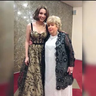 Сколько лет вере алдониной