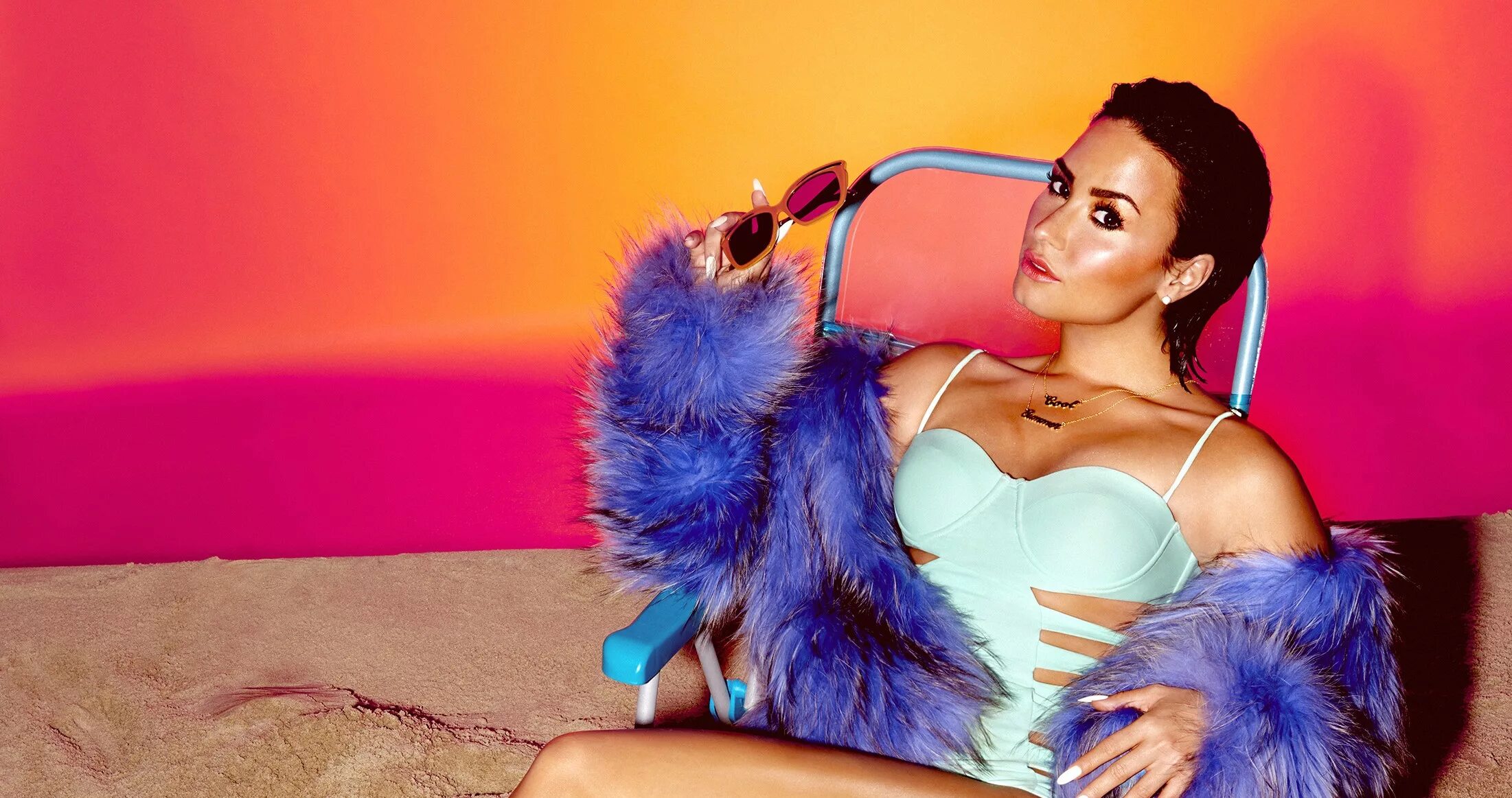 Cool for the summer speed up. Demi lovato cool for the summer обложка. cool for the summer demi. demi lovato cool for the summer album. cool for the summer the soundwaves.