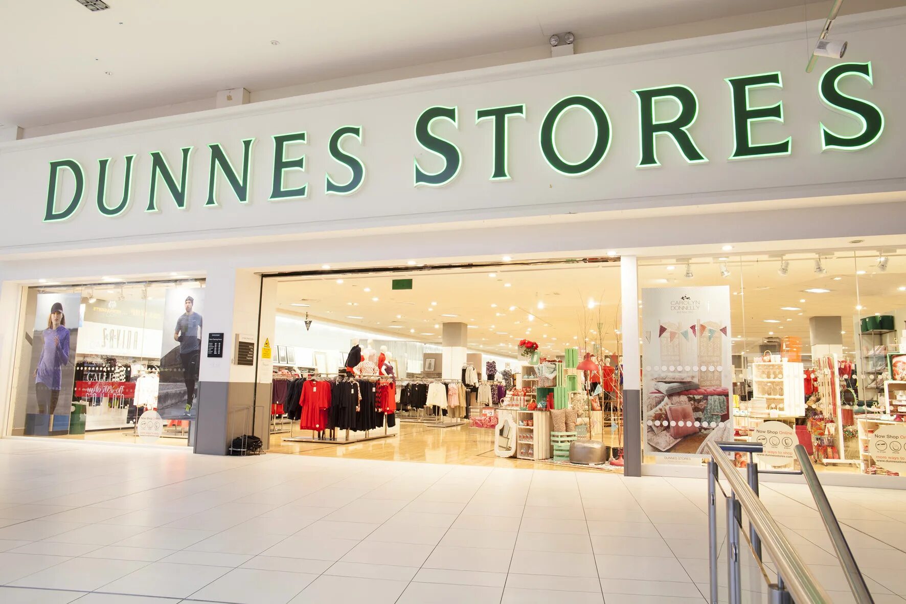 Фирма одежды dunnes stores. Фирма dunnes куртка женская. Dunnes stores одежда. Dunnes одежда чей. Dunnes stores халат.