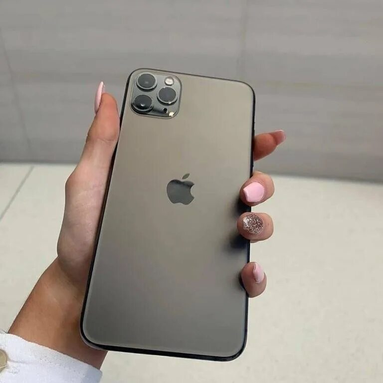 Айфон про макс 11 года. Айфон 11 Pro. Айфон 11про Max. Эпл 11 айфон. Iphone 11 Max.