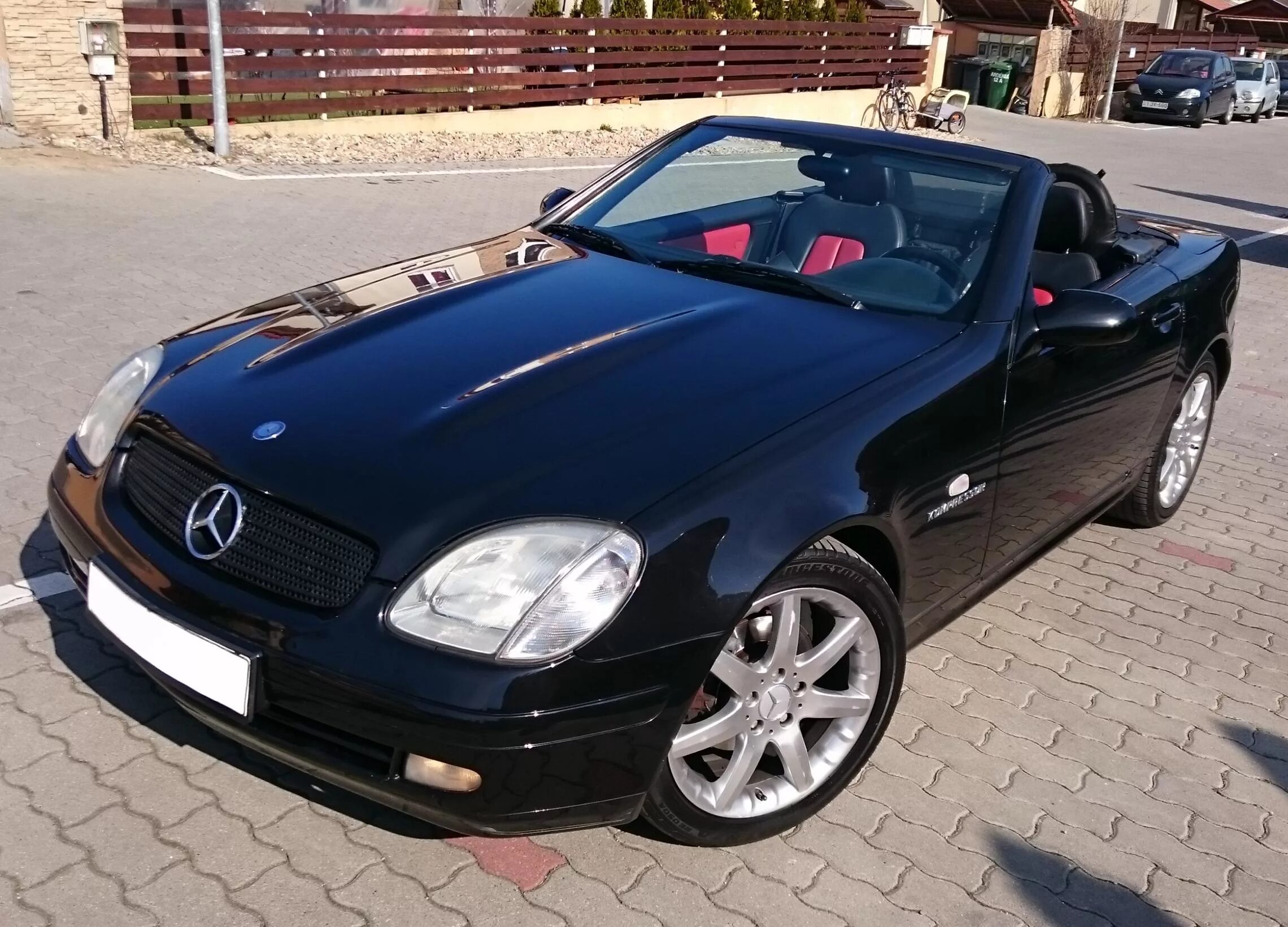 Мерседес 230 купе. Mercedes Benz SLK 230. Mercedes-Benz SLK 230 Kompressor. Мерседес SLK 230 компрессор. Мерседес СЛК 230 купе.