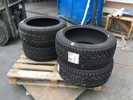 Шины зимние 235 45 r18