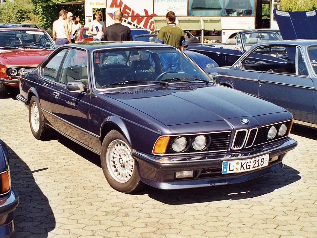 Купить е 24. BMW 6 Series (e24). BMW e24 1976. BMW 6 1976. BMW 6 1990.