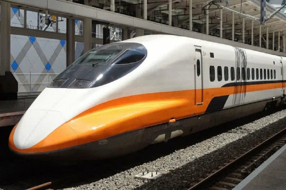 Есть ли скоростные поезда. THSR 700t. Поезд THSR 700t. 700t Синкансэн. ТЖВ 574.