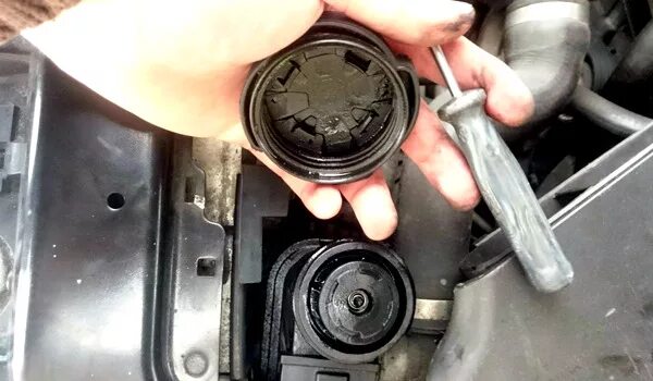 B3901 крышка расширительного бачка bmw x3 e83 3.0d купить бу Z15109458 - iZAP24