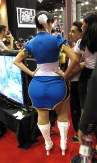 asian, big, booty, butt, capcom, chun li, cosplay, series, street fighter.