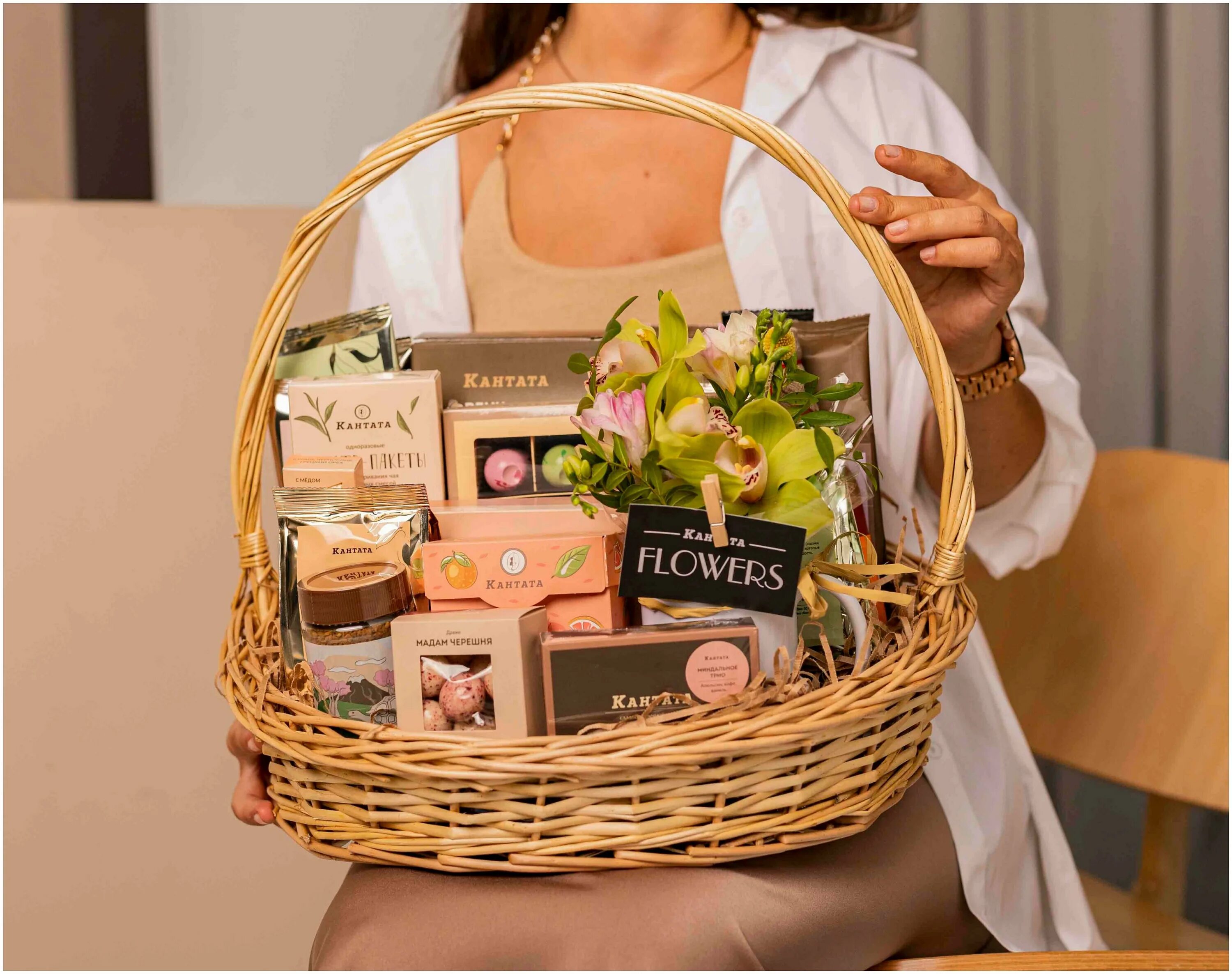 Сувениры со вкусом. Подарок со вкусом логотип. Сувениры со вкусом. Сувениры со вкусом. Сладкие баночки в подарок.