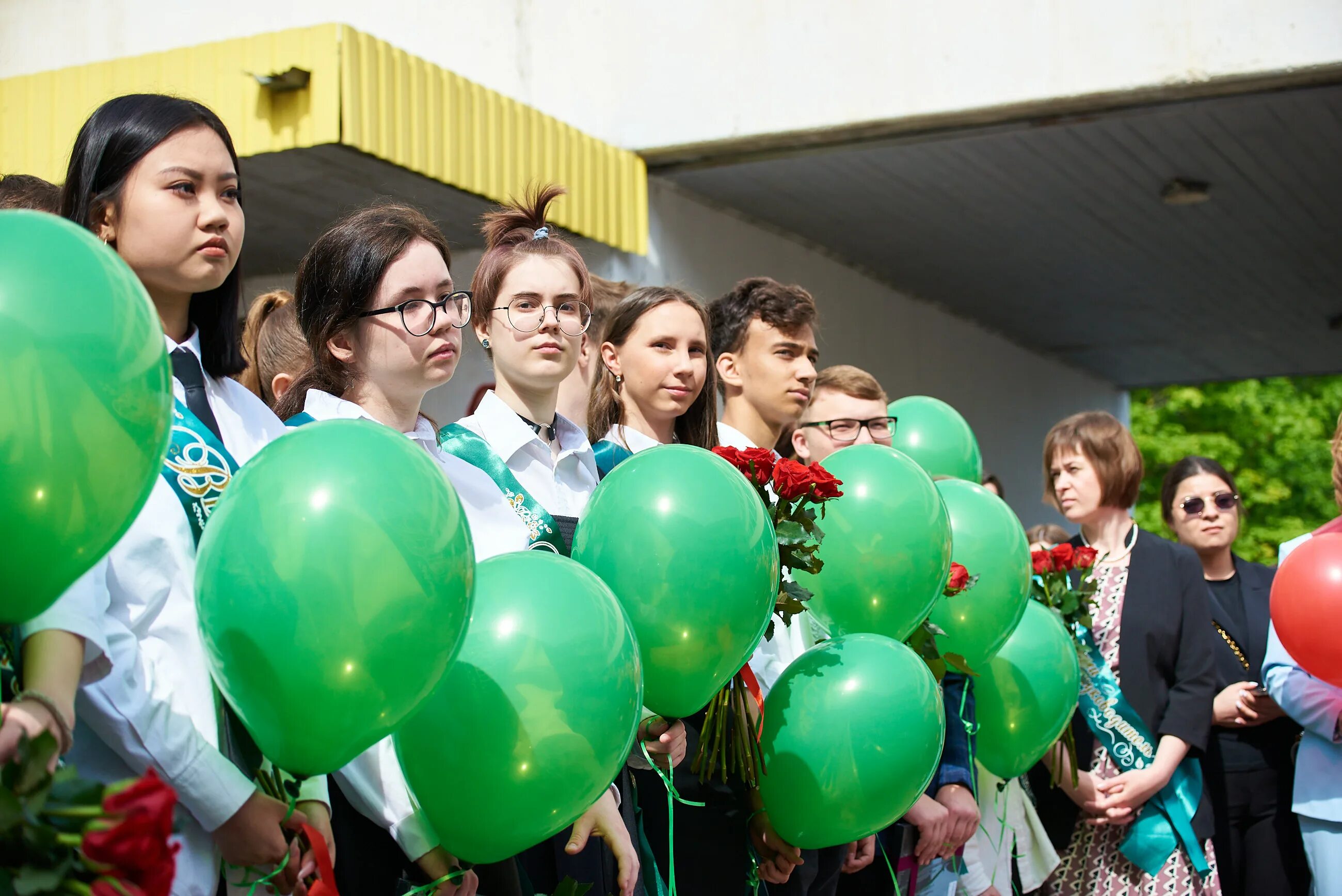 Школа 18 обнинск телефон. 19 школа обнинск. Школа 18 обнинск телефон. Физико техническая школа обнинск. Телефон центра занятости в обнинске.