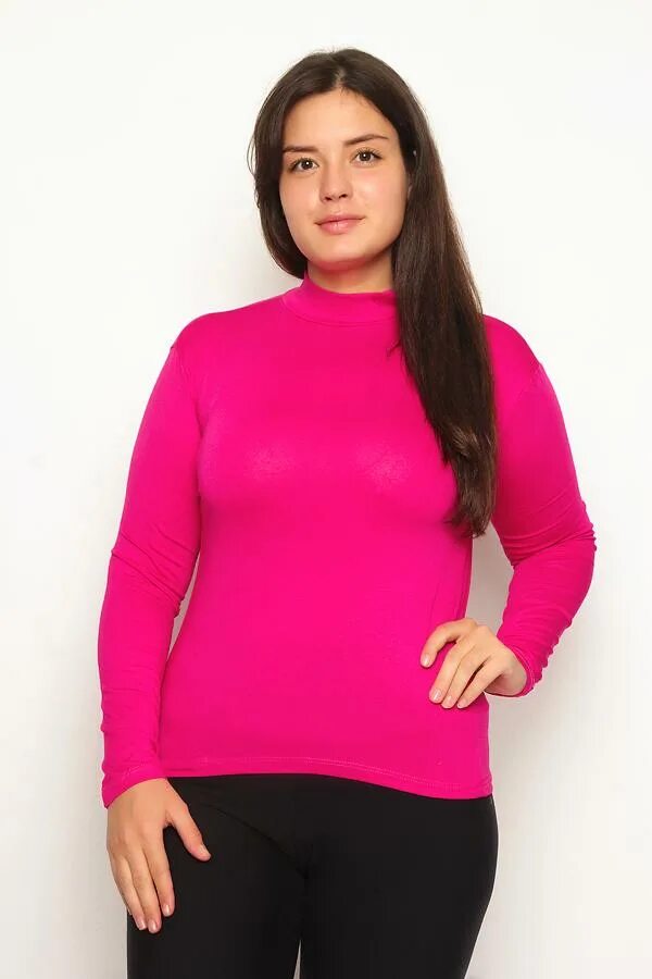 Водолазка 50 размер. Черная водолазка свободная. Водолазки женские больших размеров. Темно синяя водолазка. Озон водолазка женская больших размеров.