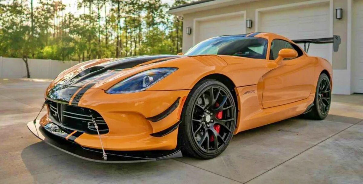 Dodge viper 2024. Додж вайпер 2022. Dodge viper 2022. Додж вайпер твин турбо. Dodge viper 2017.
