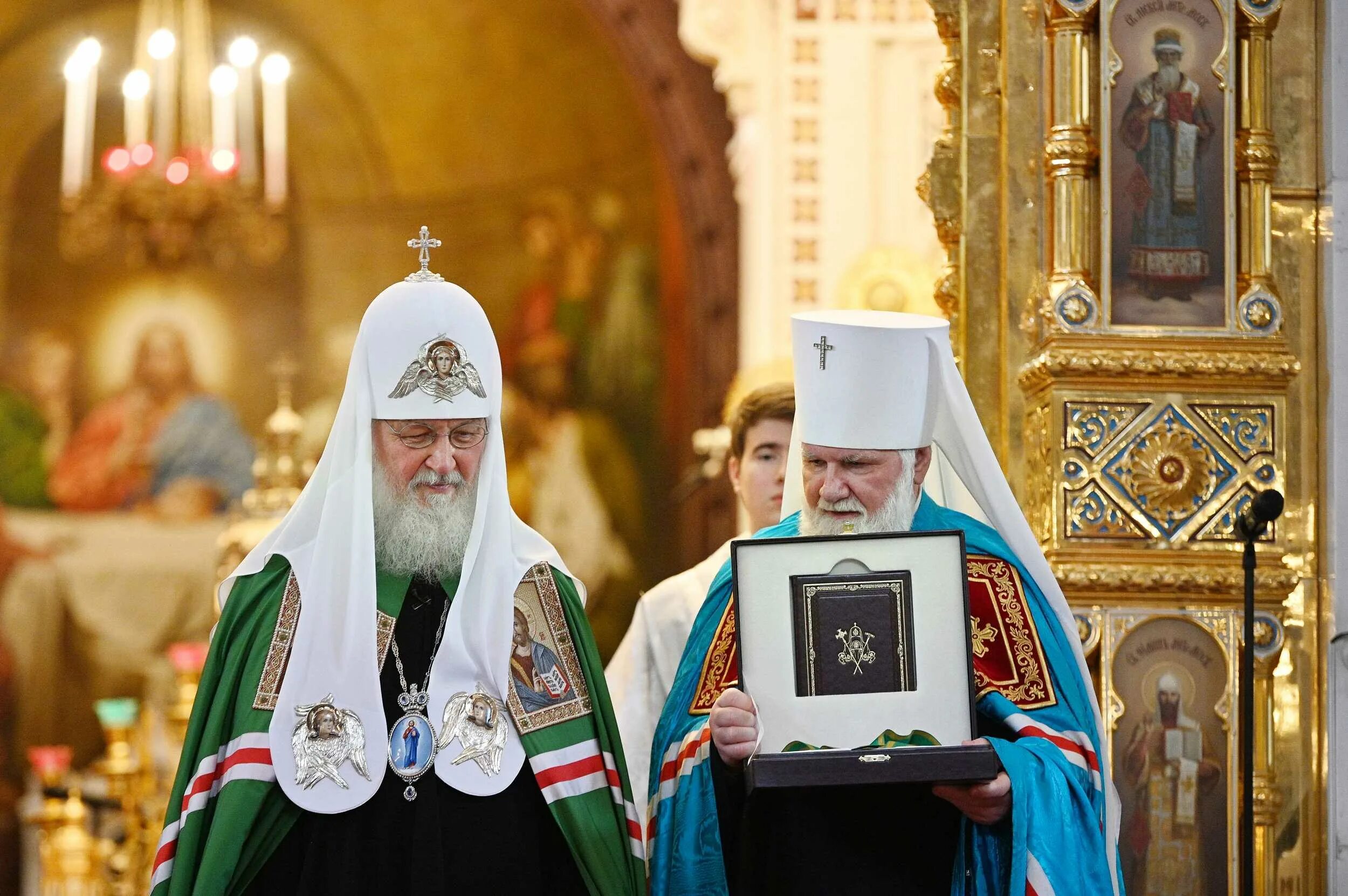 патриарх митрополит архиепископ. патриарх кирилл хиротония. патриарх митрополит архиепископ. кирилл митрополит московский. владыка архиепископ это.