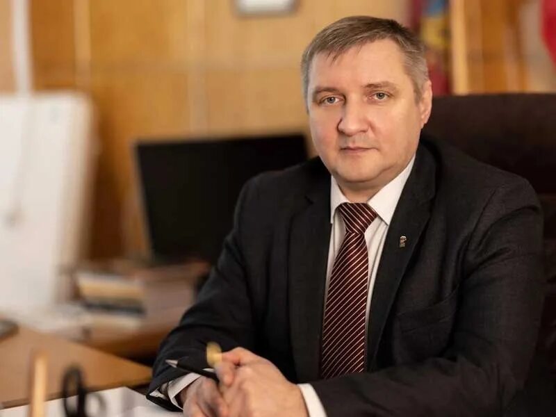 Глава новозыбкова. Разумный новозыбков. Мэр разумный новозыбков. Глава новозыбкова. Руководитель царь мясо брянск.