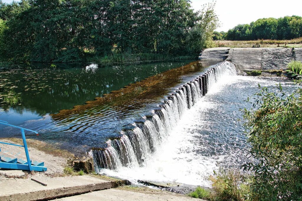 Отзыв о Водопад на реке Савала (Россия, с. Вязовое) Классное, веселое местечко!