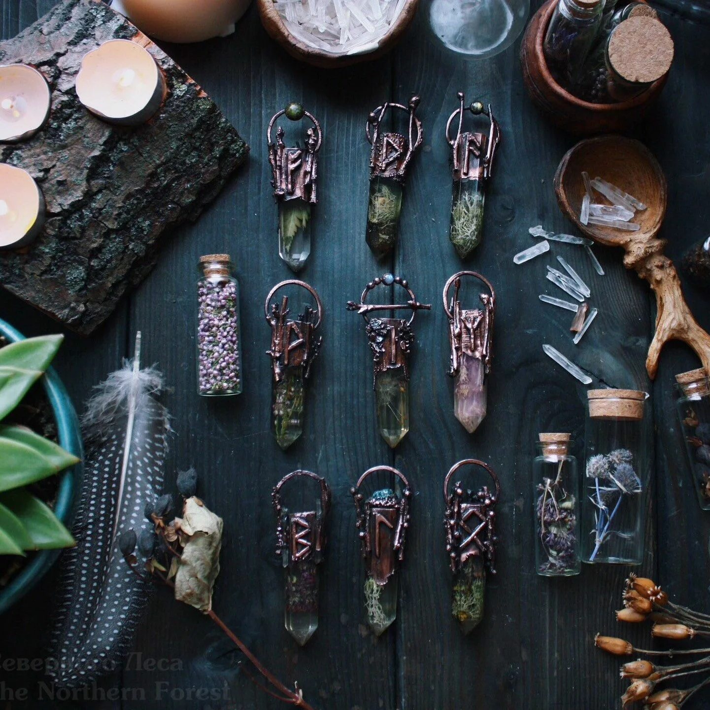 набор для ведьм. викканство алтарь. эзотерический магазин ведьмин котёл. предметы ритуала. магические предметы.