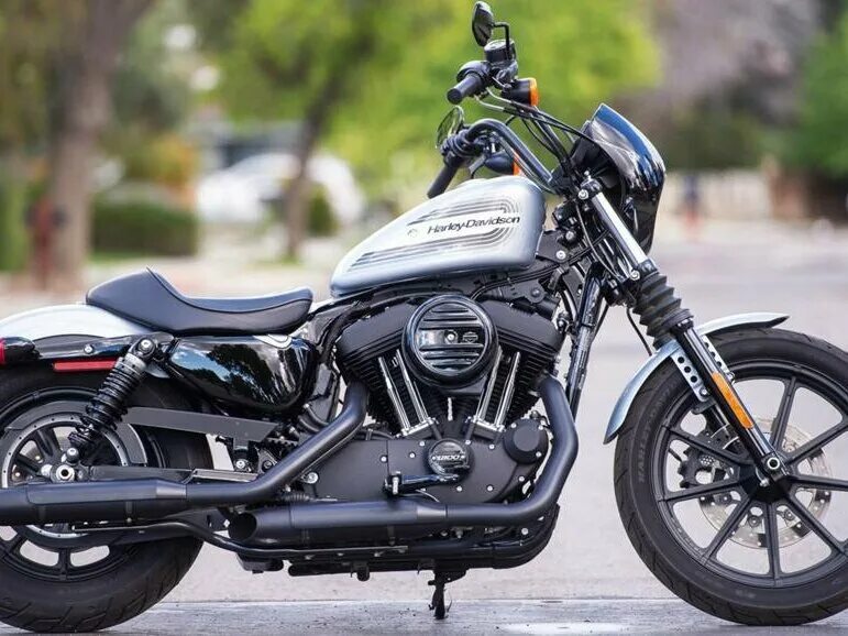 Dyna super glide 2002. Harley davidson dyna. Мощность харлей дэвидсон. Harley davidson vrscaw v-rod. Мотоциклы harley-davidson v-rod.