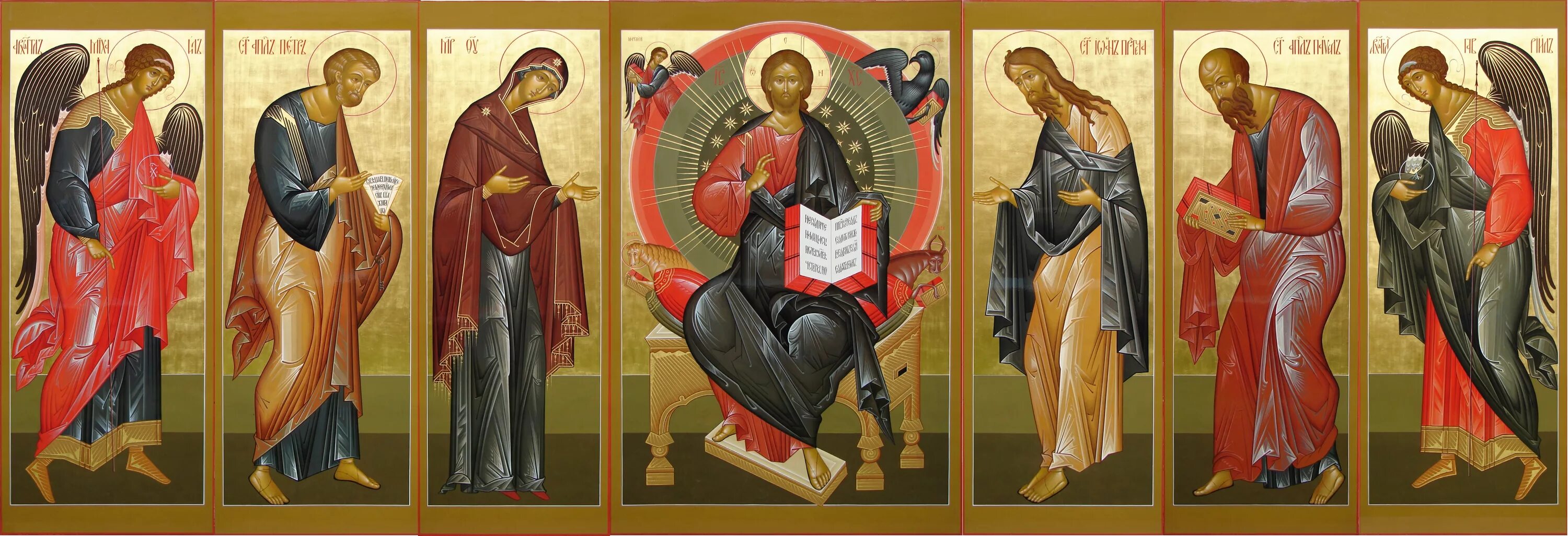 ряд икон в иконостасе. диаконские врата иконостаса. ряд икон в иконостасе. местный чин иконостаса. иконы деисусного ряда.