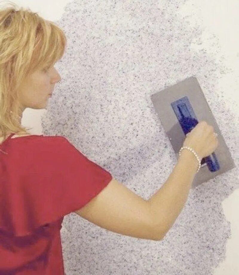 Снятие жидких обоев со стен. Как быстро убрать жидкие обои. Декор жидкими обоями. Как снять жидкие обои со стен. Как быстро убрать жидкие обои.