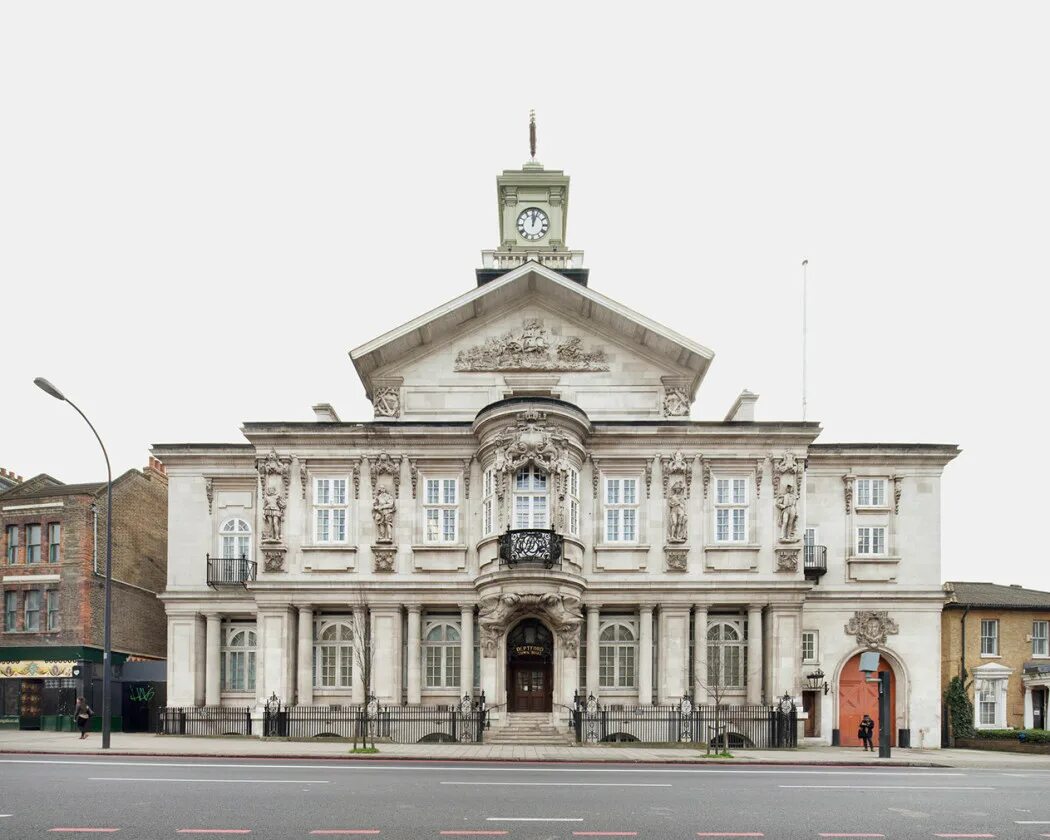 American town hall. Horsney town hall лондон. Higashikawa town hall. Town hall. Ратушная площадь ливерпуль.