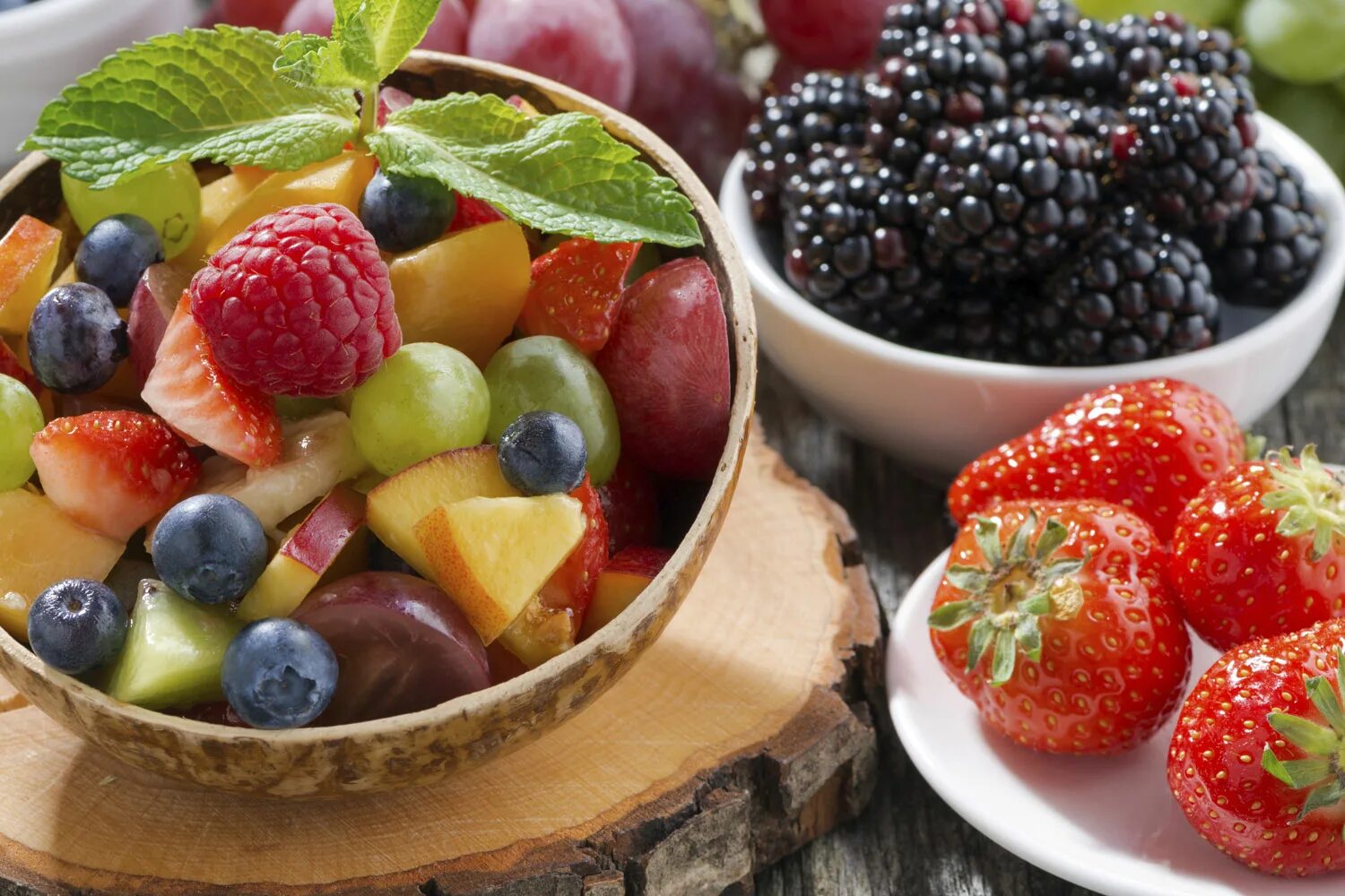 Fruit flavor. Fruit snack. fructea bg. butik fruit garden 350g assortment jelly candy with fruit juice and fruit flavours.