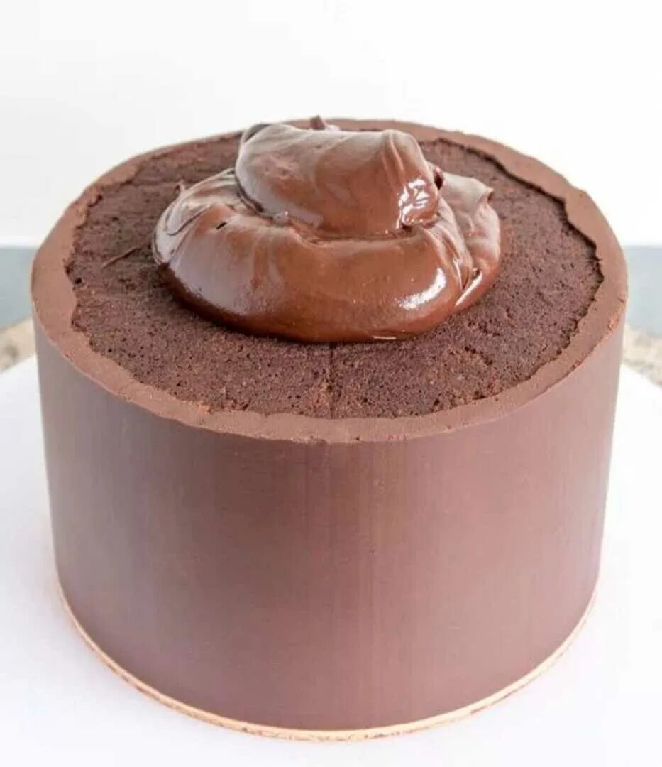 Шоколадный крем чиз. Шоколадный торт с кремом чиз. Ганаш для торта шоколадный. Ганаш Визьен.
