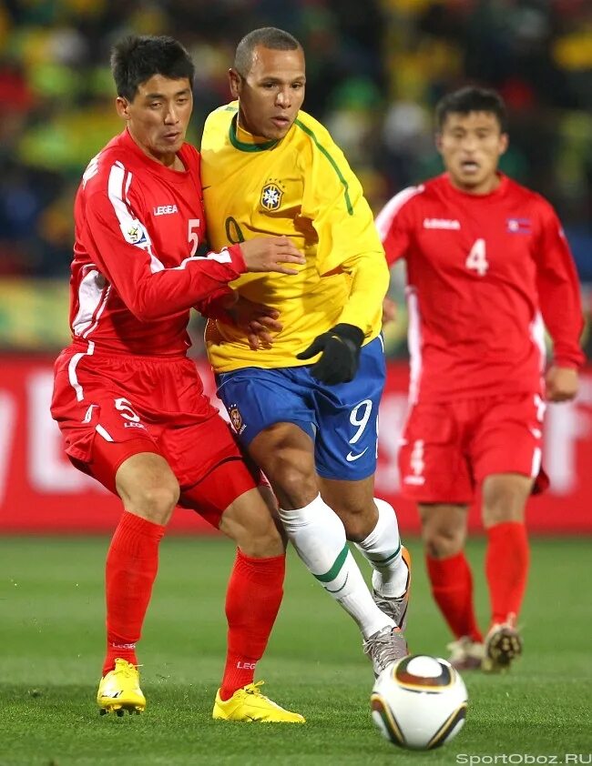 кндр бразилия. корейские футболисты бразилии. сборная кндр по футболу чм 2010. чемпионат мира 2010 бразилия. бразилия или корея.