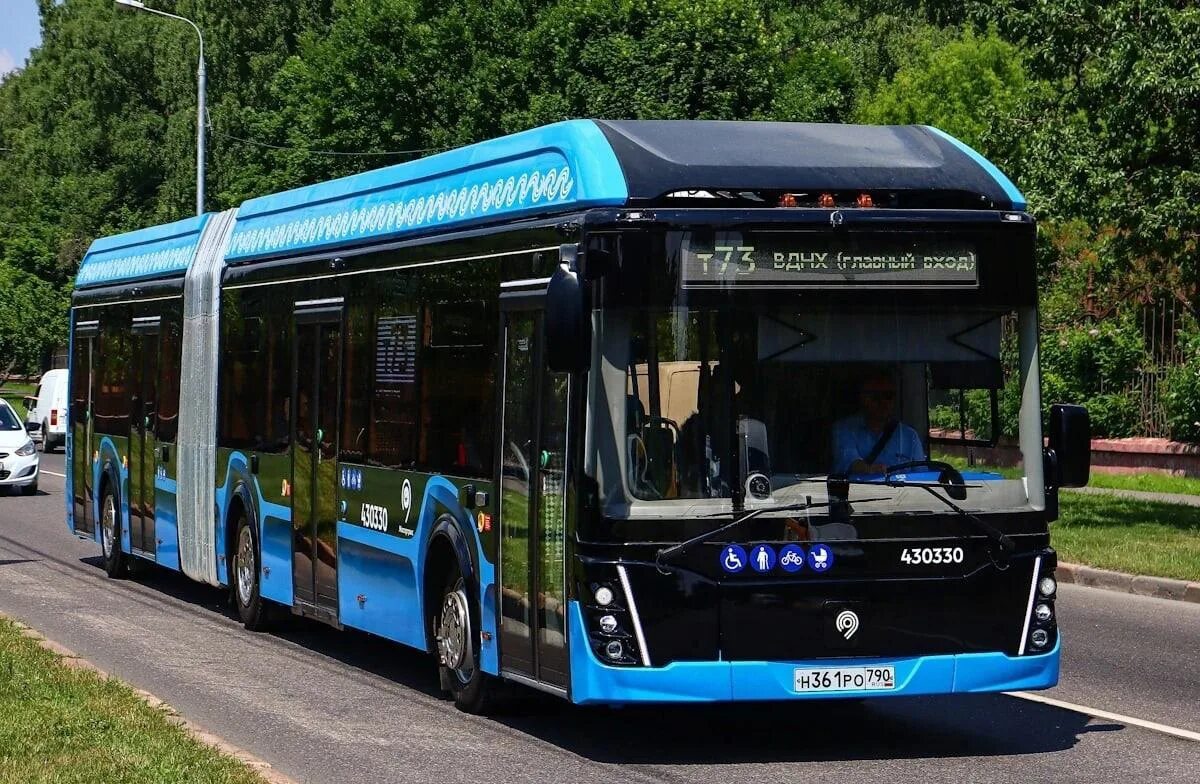 Транспорт в москве электробус. Транспорт в москве электробус. Электробус волгабас в москве. Транспорт в москве электробус. Лиаз 6274.