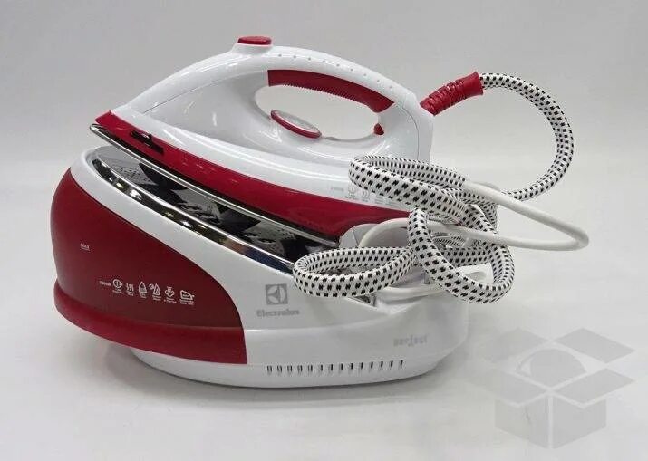 Топ лучших парогенераторов. Парогенератор Electrolux EDBS 3340. Electrolux EDBS 3370. Утюг с бойлером. Утюг со встроенным радиоприемником.