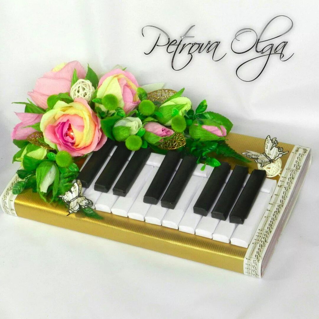 мастер класс учителя музыки. занятия на фортепиано. открытка учителям музыкальной школы. занятия в музыкальной школе. работа учителем музыки.