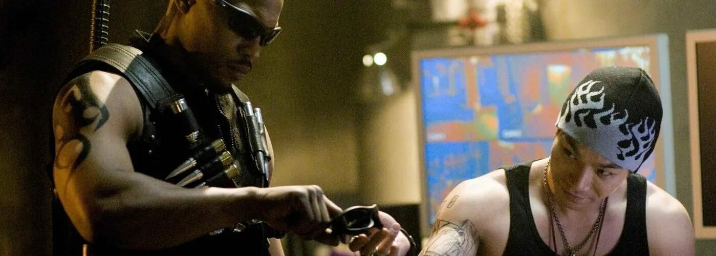 Отряды с блейдом. Блэйд 2011. Блэйд 1999. Блейд 2 i against i. Блэйд фильм 1998.