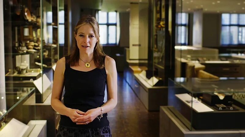 Robert ellis. Алиса робертс профессор. Alice roberts professor. Элис робертс. Элис робертс.