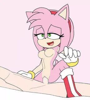 Amy Rose (RogueColonel303 / RColonel303) .