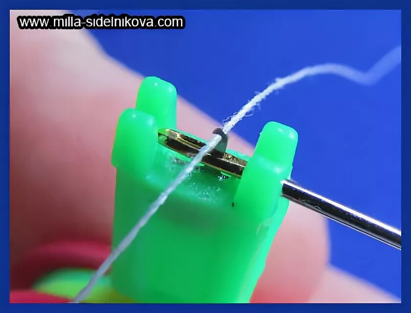 Нитковдеватель как пользоваться видео