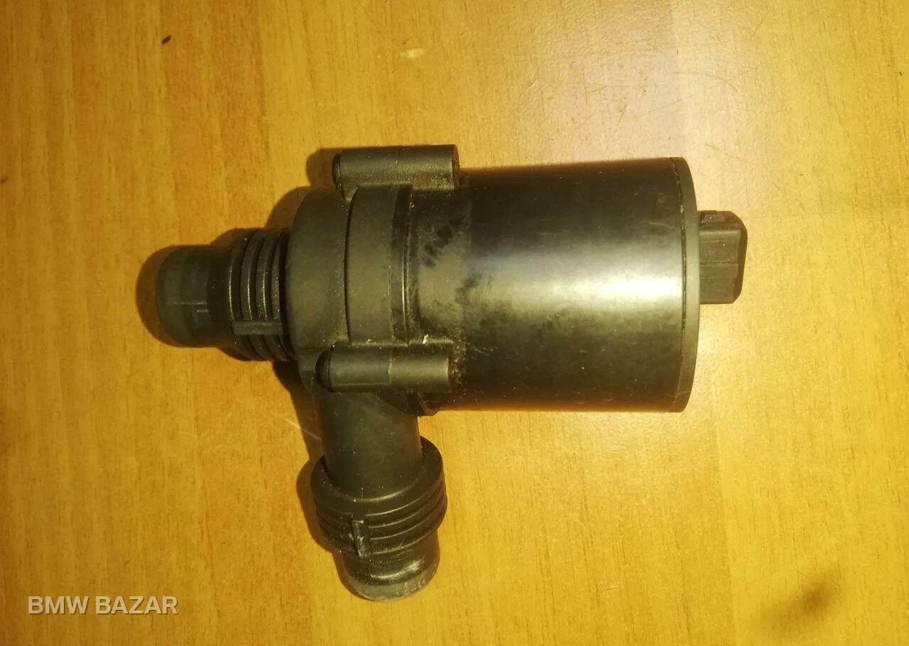 Насос водяной электрический bmw n43. Помпа бмв 4. Bmw x6 электропомпа. Электропомпа бмв. Bmw e70 n55 водяной насос.