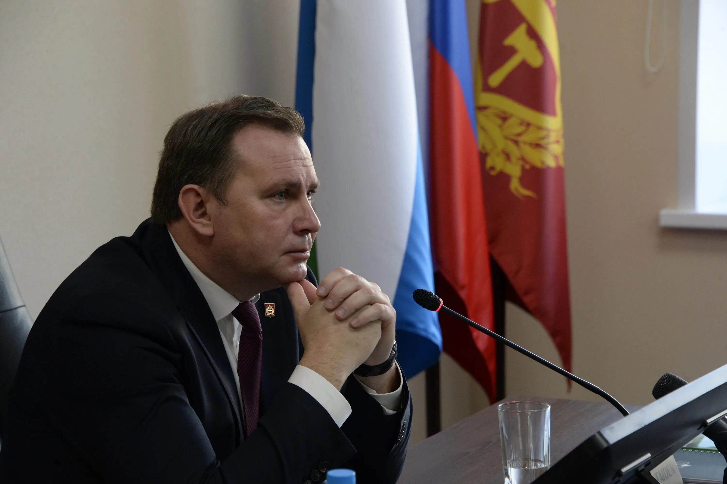 Пинаев владислав юрьевич. Владислав пинаев нижний тагил. Глава города владислав пинаев. Мэр тагила. Пинаев владислав юрьевич.