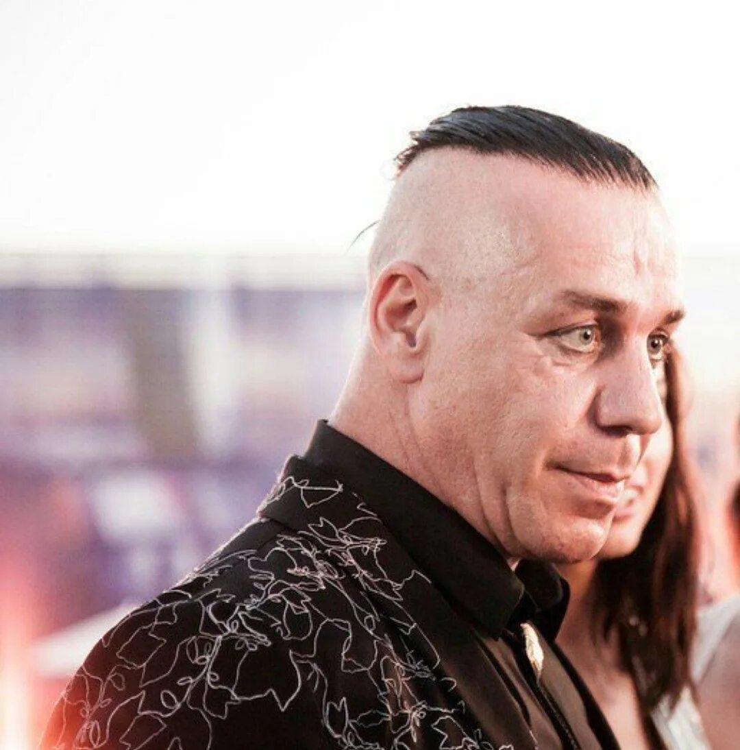 Солист rammstein. Тилль линдеманн. рамштайн тилль линдеманн. солист рамштайн тилль линдеманн. rammstein вокалист.
