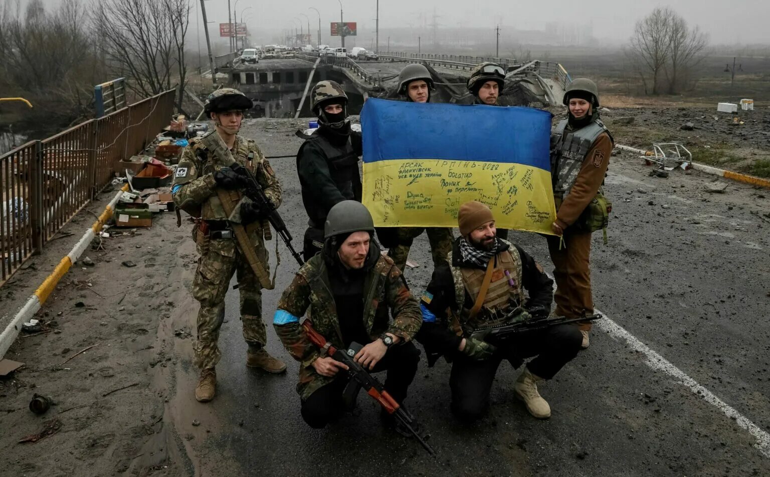 Фото военных на Украине.