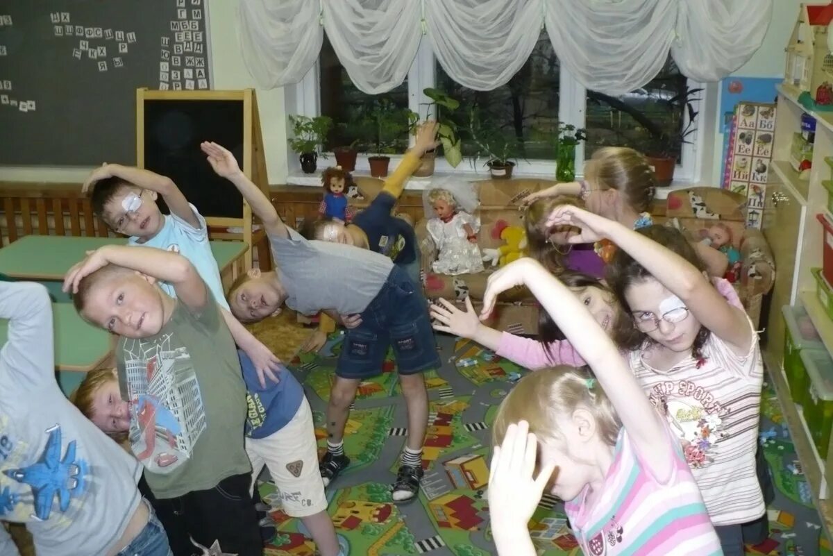 Техника мнуши. Релаксация в доу. Релаксация для дошкольников. Релаксация детей в саду. Расслабление иллюстрация.