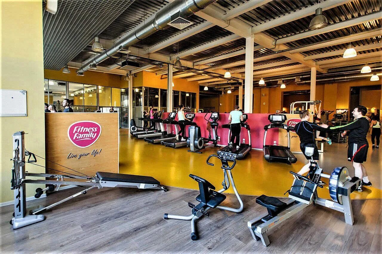 FAMILY FITNESS фэмили фитнес Великий Новгород отзывы, контакты и адрес - virtual
