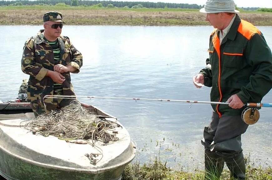 Рыболовная охрана. Запрет на рыбалку. Рыбак и Рыбнадзор. Рыбалка в нерестовый запрет.