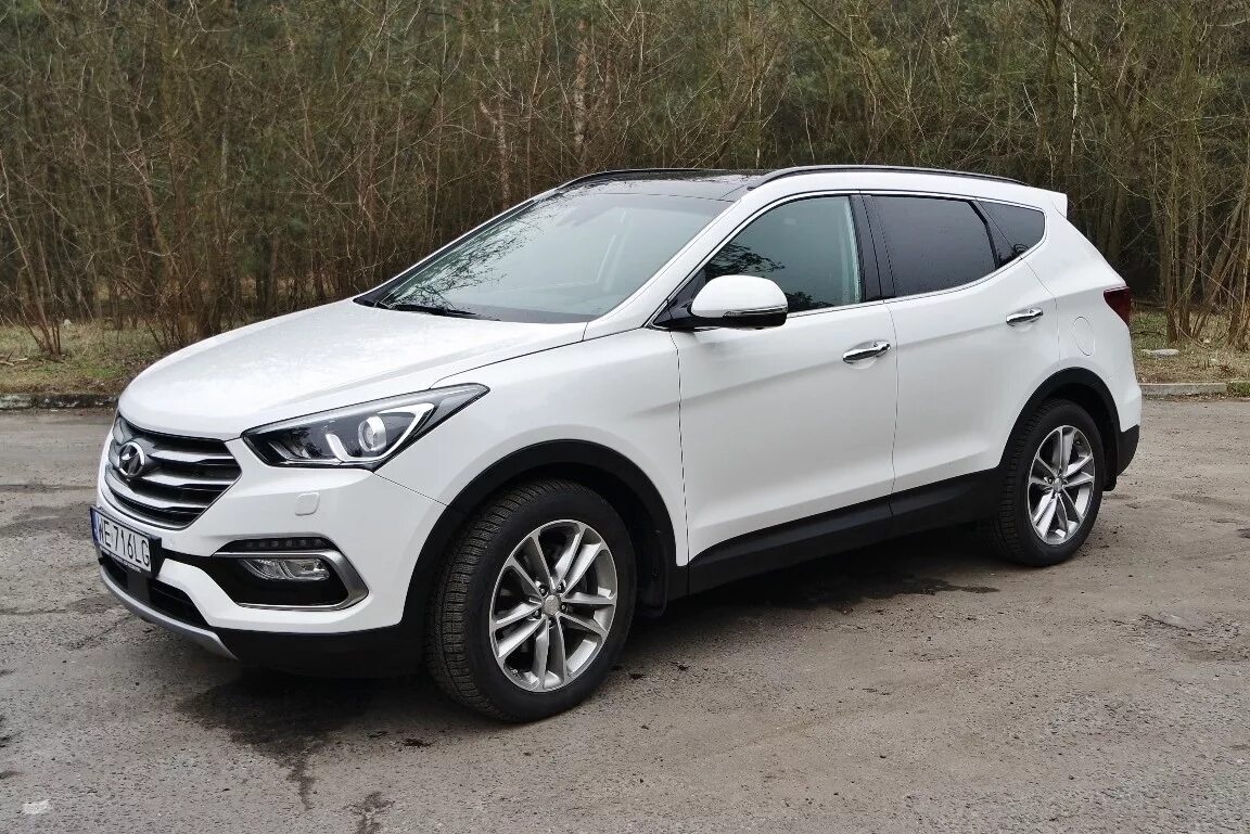 2 crdi mt. Hyundai santa fe crdi 4wd. Санта фе 2015 черный. Хендай санта фе 2015. Хендай санта фе серый.