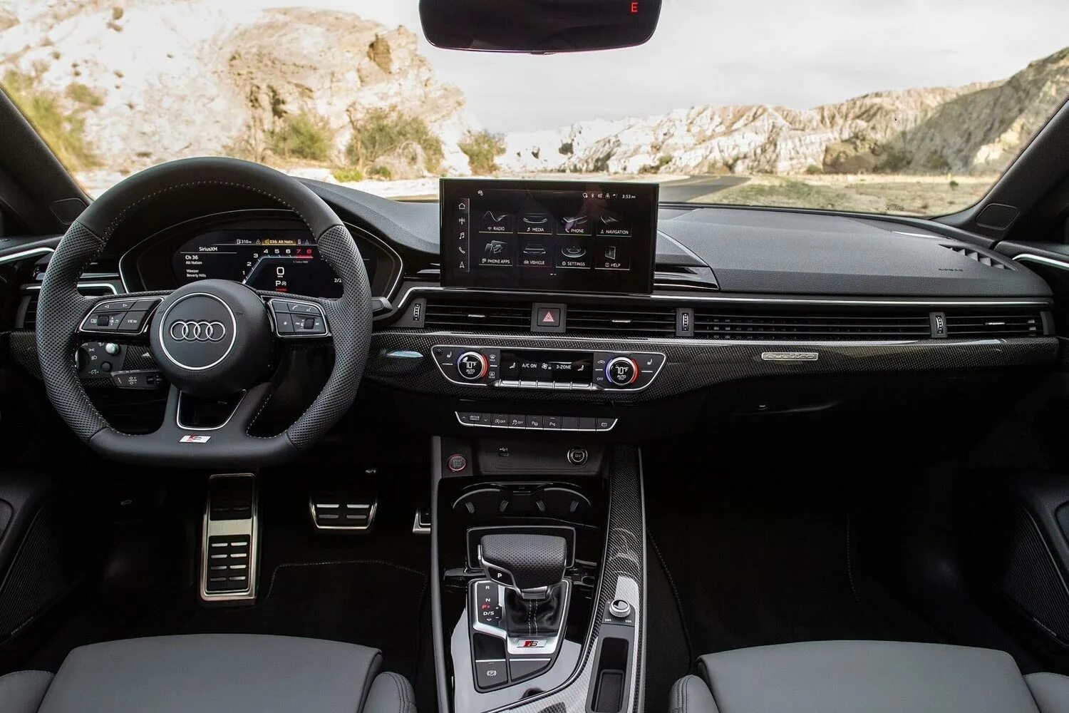 Audi rs q8. Ауди 2023 салон. Новый audi q8. Ауди универсал 2022 авант салон. Ауди а7 спортбэк салон.
