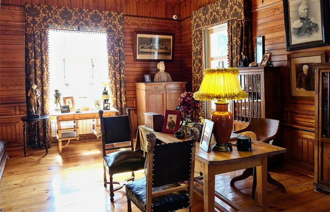 Чайковский пётр ильич дом музей. Мемориальный музей-усадьба академика и. Виктор васнецов дом музей. Дом музей васнецова. П.