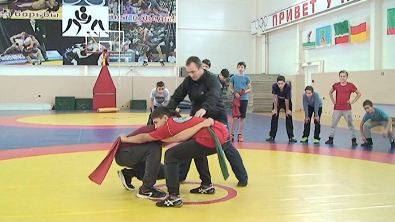 Шерсти. Дружба хасавюрт. Спорткомплекс дружба нижняя ошма. Проект про дагестан. Дружба хасавюрт.