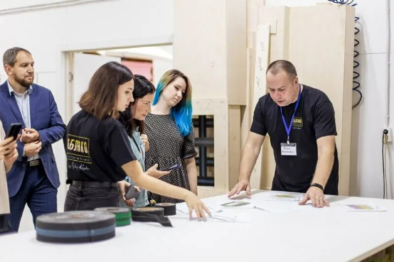 красивые открытие. шампанское новый год. олимпийские игры 2012 лондон стадион. скай гарден купол. мы открылись.