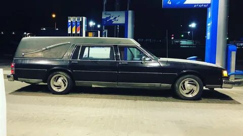 Меня везет не лимузин а катафалк песня